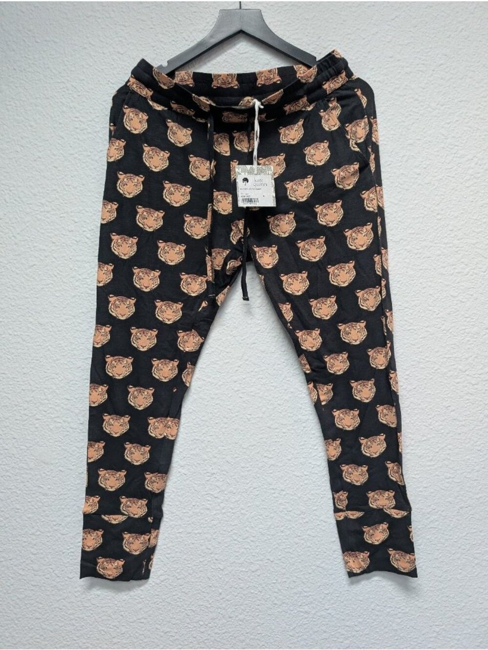 Kate Quinn Bamboo Tiger Head Women Skinny Jogger Pants Medium OG Tigers Black